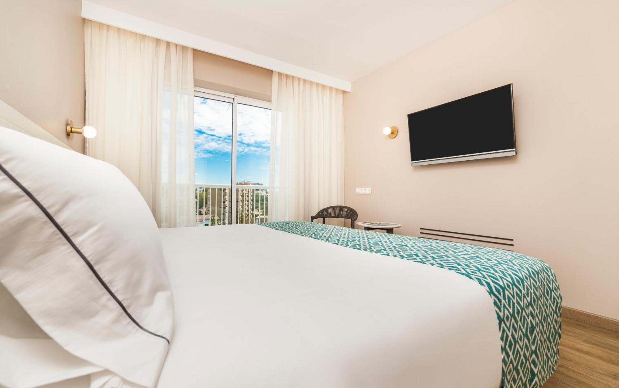 Eurostars Marivent Hotel Palma de Mallorca Exterior photo Room at the hotel